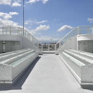 Crystal ＆ 福岡市